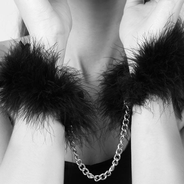 BIJOUX - ZA ZA ZU FEATHER HANDCUFFS - 53Xshop