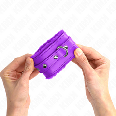 KINK - ATTACHES DE POIGNET DOUBLÉES DE FOURRURE DE QUALITÉ SUPÉRIEURE VIOLET AVEC CEINTURE VIOLET RÉGLABLE 17-29 CM X 6 CM